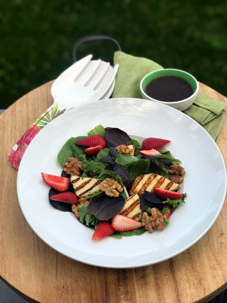 Grilled Halloumi & Strawberry Salad